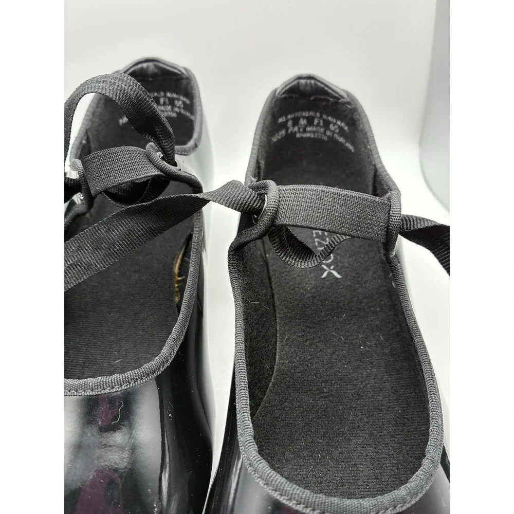 CAPEZIO  ~ JR. Tyette Tap Shoe ~ Adult ~ Size 8 M ~ Black Patent